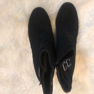 Black American Eagle Booties... Only worn once😊